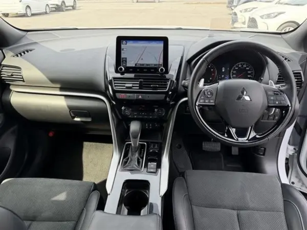 2024 Mitsubishi Eclipse Cross — photo 9 | Tuminion Kenya