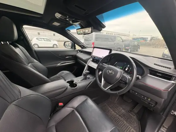 Toyota Harrier 2.5 Plug-in Hybrid Z E-Four 4WD — photo 7