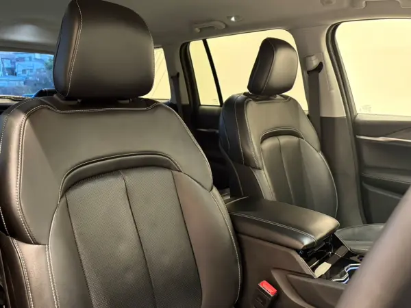 Jeep Grand Cherokee Limited 4WD Leather Seats LED Lights Backup Camera Adaptive Cruise Control Seat Heater & Cooler Steering Heater Genuine Navigation Alpine Speakers Apple CarPlay Summit Reserve AW One Owner Certified Used Car Warranty (Baltic Gray Metallic Clear Coat) — photo 8