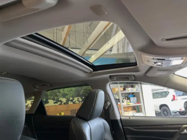 2020 Lexus Rx — photo 3