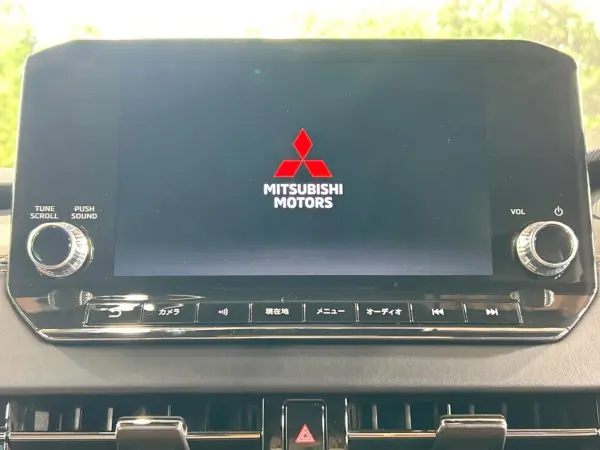 2022 Mitsubishi Outlander — photo 3 | Tuminion Kenya