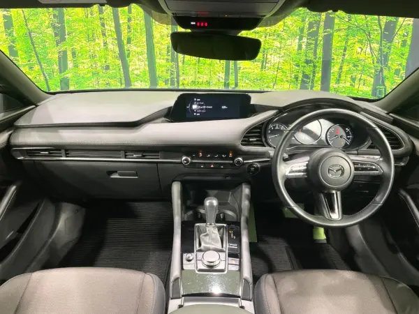 2020 Mazda 3 Fastback — photo 2