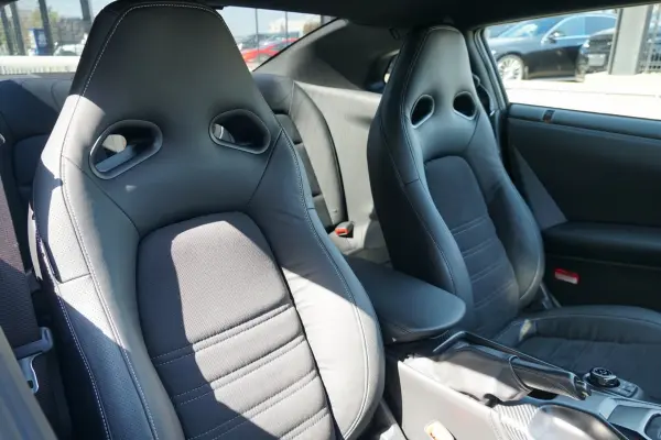 Nissan GT-R 3.8 Premium Edition 4WD NISMO Sports Resetting / Manufacturer Warranty / Final Model / BOSE Sound System / 20AW (Brilliant White Pearl) — photo 8