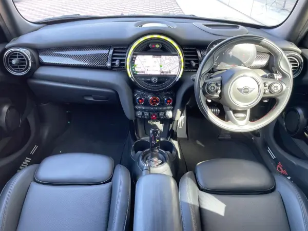 2021 Mini Cooper — photo 2