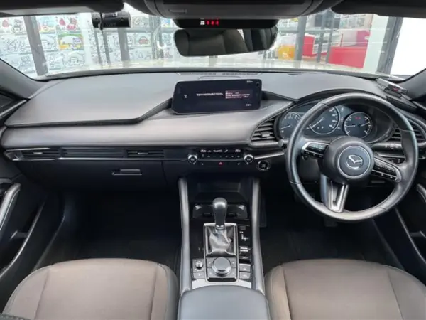 2024 Mazda 3 Fastback — photo 2