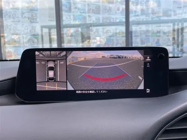 2024 Mazda 3 Fastback — photo 3