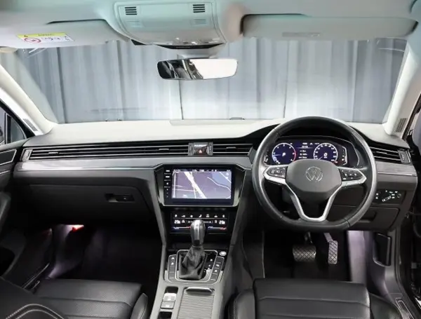 Volkswagen Passat Variant TDI Elegance Advance Diesel Turbo — photo 7