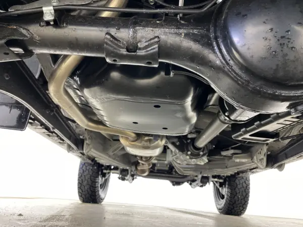 Suzuki Jimny Sierra 1.5 JC 4WD with Aftermarket AW, Grille, DA, Rear Camera (Black Metallic) — photo 8