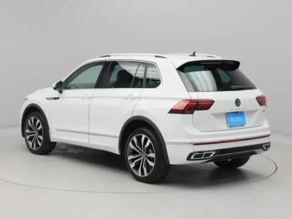 2024 Volkswagen Tiguan — photo 3