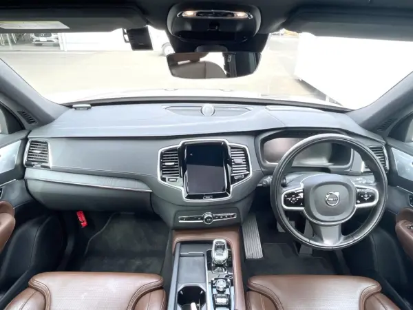 2021 Volvo Xc90 — photo 2