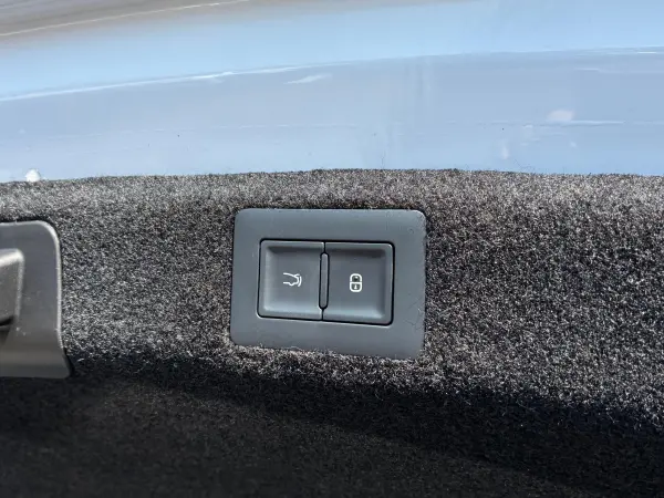 BYD Seal AWD Demo Car One Owner ACC HUD 360 Camera Glass Roof Large Screen Navigation — photo 8