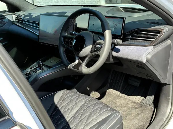 BYD Seal AWD Demo Car One Owner ACC HUD 360 Camera Glass Roof Large Screen Navigation — photo 9