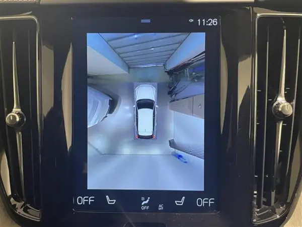 2019 Volvo Xc60 — photo 3