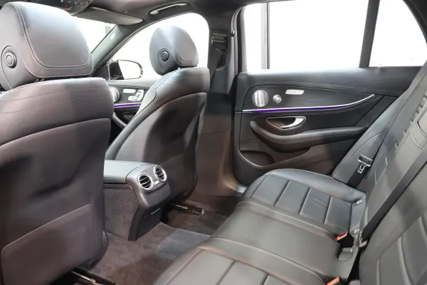 Mercedes-Benz E-Class Wagon E300 Avantgarde Sport EXC/RSP Mid-cycle NEW Steering Black Genuine Leather SR 2-Year Warranty HUD Navi TV Smartphone Link Burmester 360 Camera PTS DSRC AMG Aero/19AW LED Headlights Ambient Light (64 Colors) Air Balance PKG Hands-Free 9AT Keyless Go (Obsidian Black Metallic) — photo 7