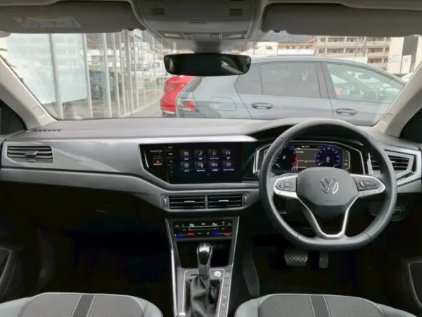 2024 Volkswagen Polo — photo 3