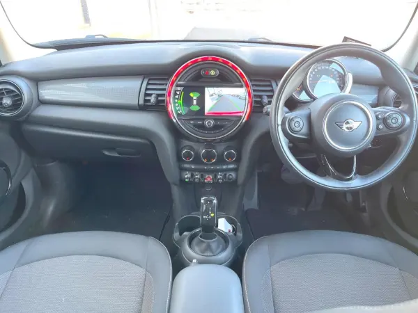 2019 Mini Cooper — photo 2