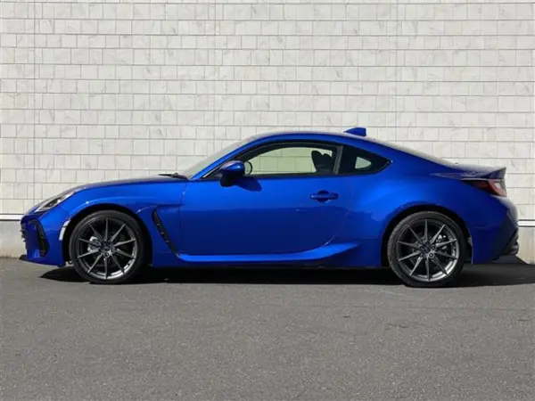 Subaru BRZ 2.4 S 6-Speed MT — photo 9