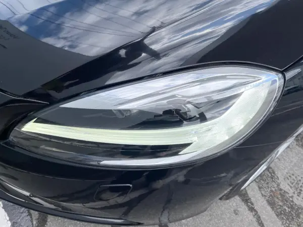 Volvo V40 T3 Classic Edition Certified Used Car with Glass Roof, Leather Seats, Harman/Kardon Sound System, Factory Navigation, Full-Seg, Adaptive Cruise Control, Collision Mitigation Braking, Seat Heaters, Power Seats, Backup Camera (Onyx Black Metallic) — photo 9