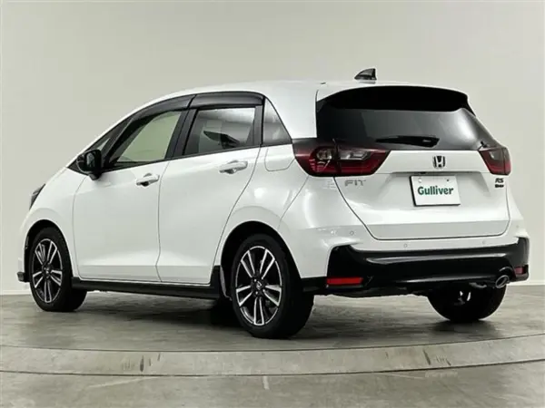 Honda Fit 1.5 e:HEV RS — photo 9