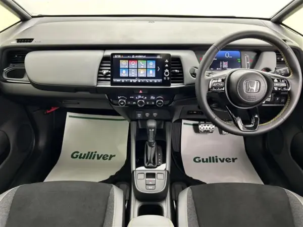 2025 Honda Fit — photo 2