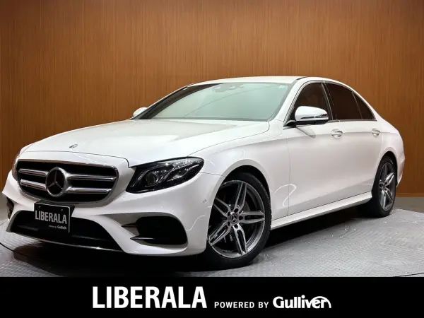 Mercedes-Benz E-Class E220d Avantgarde AMG Line Diesel Turbo Exclusive Package Brown Leather Seats HUD Burmester Sound ACC Navigation TV 360° Electric Trunk Electric Seats Front/Rear Seat Heaters Active Parking High Beam Assist Radar Safety Package Dashcam (Diamond White)