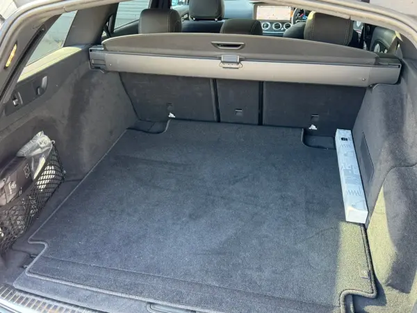 Mercedes-Benz E-Class Wagon E200 Sport (BSG Model) MP202302 Nappa Leather Seats Burmester Surround Sound System Panoramic Sliding Roof 360° Camera AMG Line Package Air Balance Package New Car Warranty Transfer Our Company User Purchase Vehicle (Diamond White) — photo 8