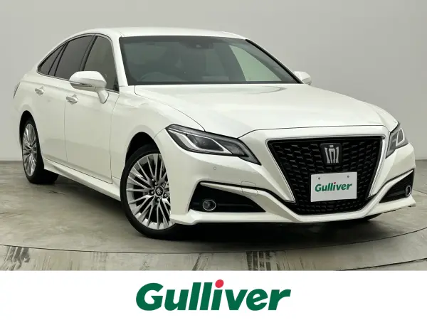Toyota Crown 2.0 S Elegance Style — thumbnail 1