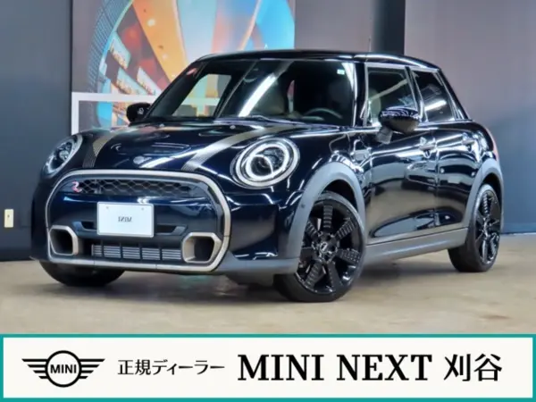 Mini Cooper S 5-Door Resolute Edition DCT Certified Used Car / 5DOOR / Enigmatic Black / Resolute Edition / Non-Smoking / Apple CarPlay / Collision Mitigation Braking / Genuine Backup Camera / ETC / Seat Heater / LED Headlights / Comfort Access / Bonnet Stripe (Enigmatic Black/Black)