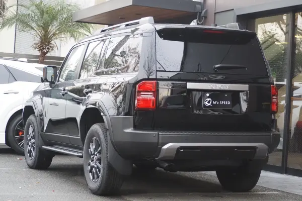 2025 Land Cruiser 250 — photo 3