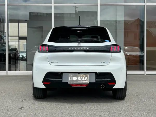 2021 Peugeot 208 — photo 3