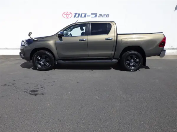 Toyota Hilux 2.4 Z Diesel Turbo 4WD — photo 9