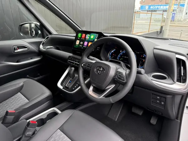 Toyota Noah 1.8 Hybrid S-Z 2026 Model Team Mate Advanced Park Comfort Convenience Package Hi Digital Inner Mirror Head-Up Display Panoramic View Apple CarPlay HDMI Input Terminal USB Type-C Charging 3-Eye LED Head (White Pearl) — photo 9