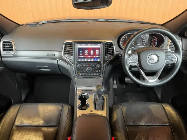 2019 Jeep Grand Cherokee — photo 2