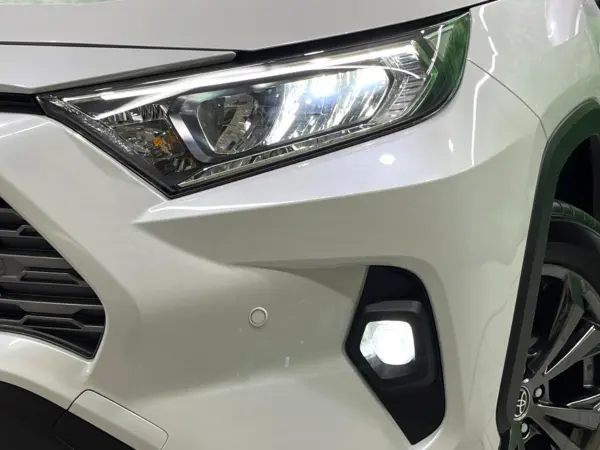 Toyota RAV4 2.0 G 4WD Non-Smoking Sunroof Genuine 10-inch DA Surround View Camera BSM Digital Inner Mirror Steering Heater Power Back Door ETC Seat Ventilation Collision Mitigation Radar Cruise (Platinum White Pearl Mica) — photo 8