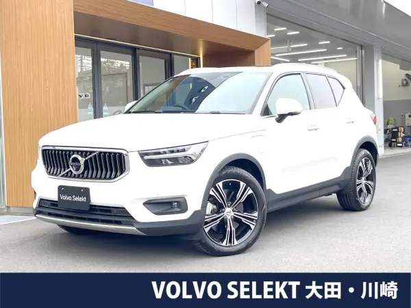Volvo XC40 Recharge Plug-in Hybrid T5 Inscription Certified Used Car Sunroof White Leather Seats 360° View Camera Genuine 9-inch Navigation Harman Kardon (Crystal White)