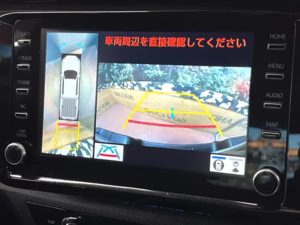 Toyota Hilux 2.4 Z GR Sport Diesel Turbo 4WD Non-Smoking Car Genuine 8-inch Display Navigation Kit Surround View Camera Radar Cruise Lane Departure Warning Diff Lock Downhill Assist Half Leather Seat ETC LED Headlights Auto Lights Genuine 18-inch Alloy Wheels (Platinum White Pearl Mica) — photo 7