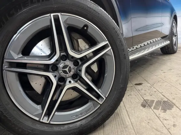 Mercedes-Benz GLC220 d 4MATIC AMG Line Diesel Turbo 4WD — photo 9