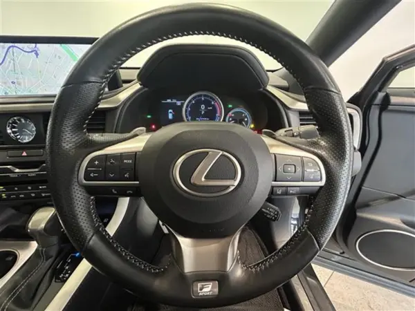 2020 Lexus Rx — photo 3