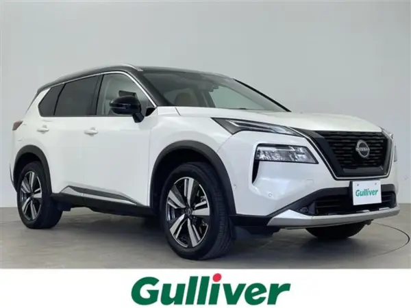 Nissan X-Trail 1.5 G e-4ORCE 4WD One Owner Genuine Navigation Leather Seats All-Around BOSE (White Pearl) — thumbnail 1