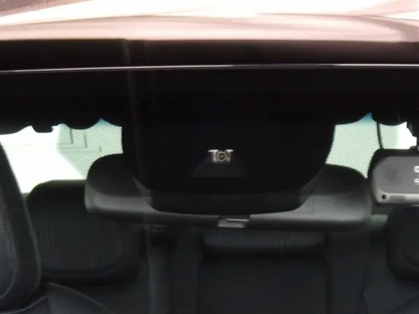 2020 Toyota Crown — photo 3