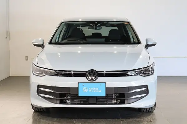 2025 Volkswagen Golf — photo 3