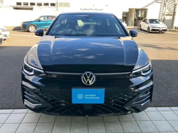 2024 Volkswagen Golf — photo 3