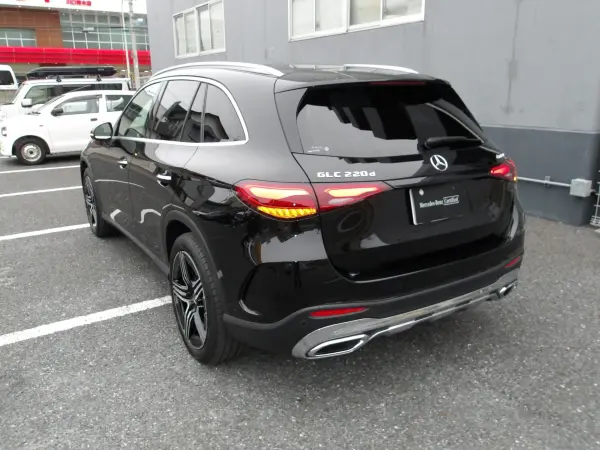 2024 Mercedes-benz Glc — photo 2