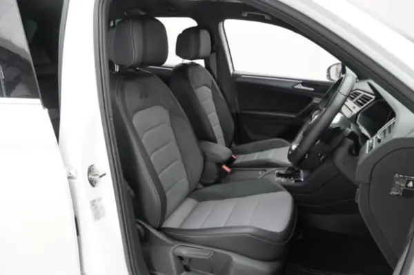 Volkswagen Tiguan TSI R-Line — photo 9