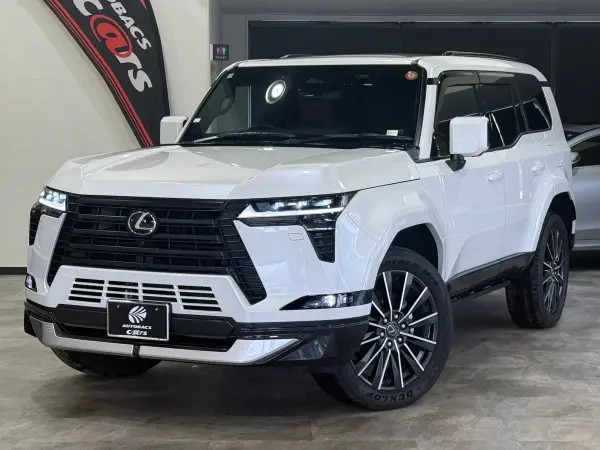 2025 Lexus Gx — photo 2