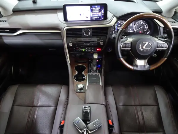 Lexus RX450h Version L 4WD — photo 8