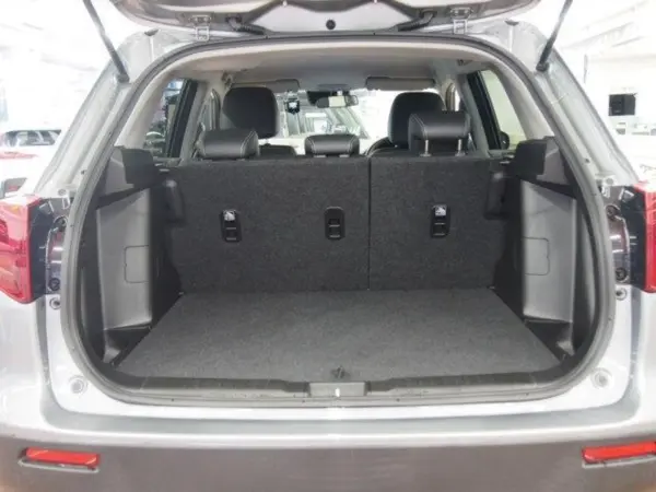 Suzuki Escudo 1.5 4WD Hybrid — photo 7