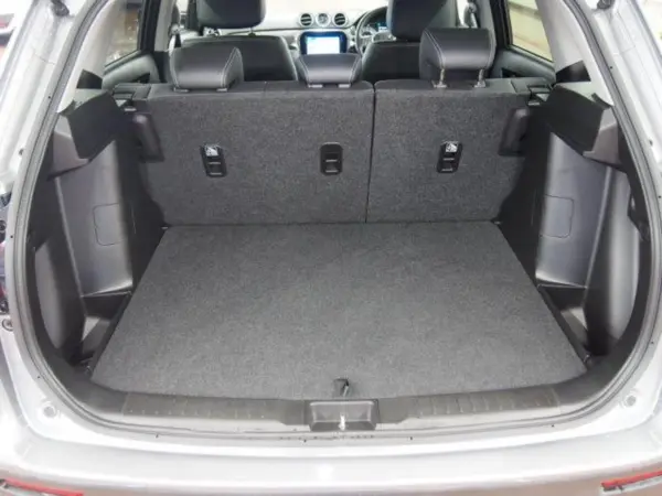 Suzuki Escudo 1.5 4WD Hybrid — photo 8