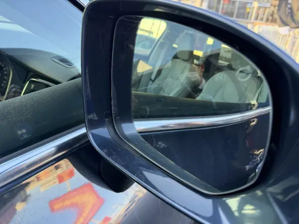 Volvo XC60 B5 AWD Inscription 4WD Harman Kardon Head-Up Display 4-Seat Heater Front Air Conditioned Seats Adaptive Cruise Control Digital Meter Digital Mirror Power Tailgate Lane Keep Assist (Blue) — photo 9