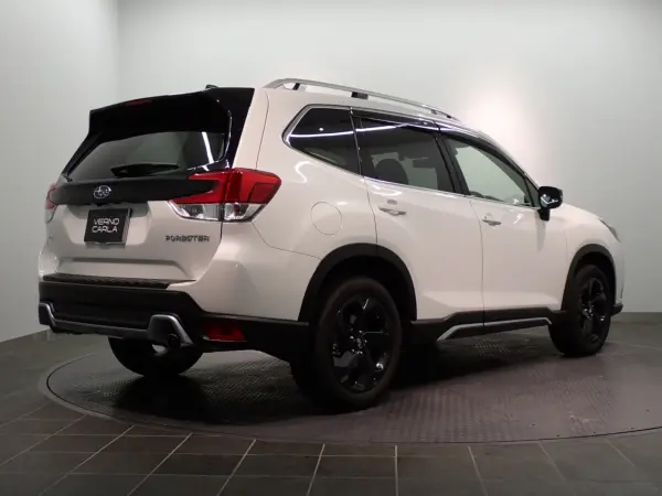 2025 Subaru Forester — photo 2